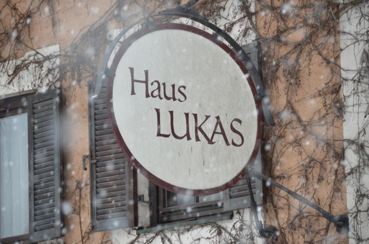 Haus Lukas Bed & Breakfast Hopfgarten im Brixental Exterior photo